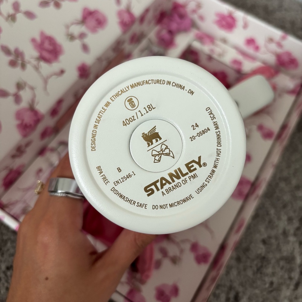 Stanley Pink and White Insulated Water Bottle - Picture 5 of 8